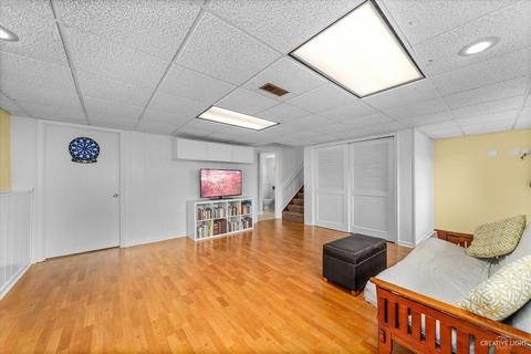 1622 Pershing Ave, Wheaton, IL 60189 photo 13