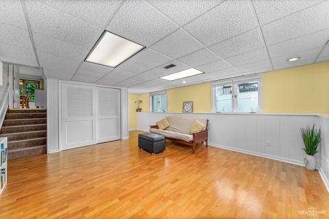 1622 Pershing Ave, Wheaton, IL 60189 photo 12