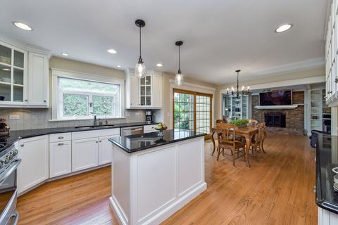 1003 Millview Dr, Batavia, IL 60510 photo 5