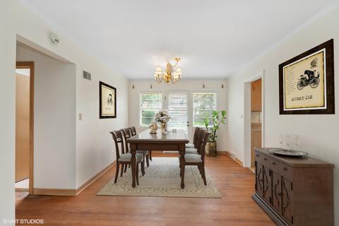 330 Cambridge Rd, Des Plaines, IL 60016 photo 5