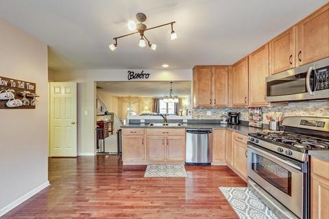 1141 Reserve Dr, Elgin, IL 60124 photo 12