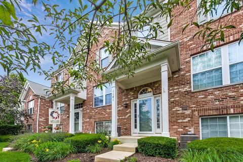 1141 Reserve Dr, Elgin, IL 60124 photo 2