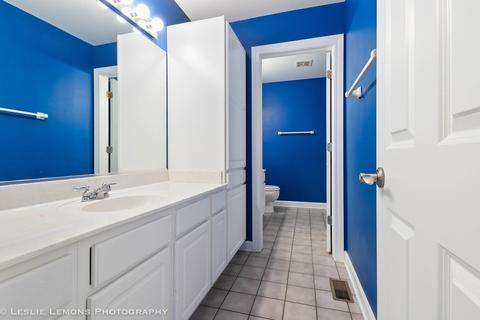 2263 Timothy Dr, Glenview, IL 60026 photo 22
