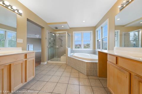 2263 Timothy Dr, Glenview, IL 60026 photo 17