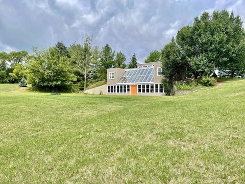 6968 E Rockton Rd, Roscoe, IL 61073 photo 1