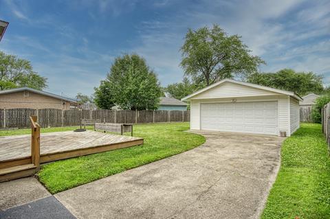226 E Normandy Dr, Addison, IL 60101 photo 14