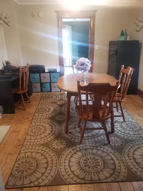 327 E Van Buren St, Ohio, IL 61349 photo 15