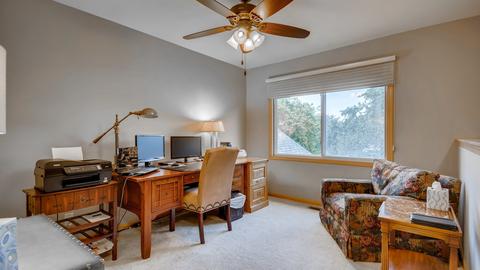 1303 Dancing Bear Ln, Elgin, IL 60120 photo 17