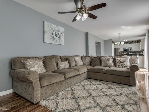 919 Daniel St, Plano, IL 60545 photo 5