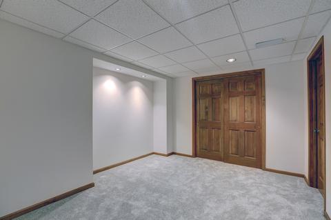4220 Forest Glen Dr, Hoffman Estates, IL 60192 photo 33