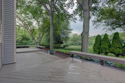 4220 Forest Glen Dr, Hoffman Estates, IL 60192 photo 4