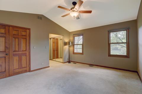 4220 Forest Glen Dr, Hoffman Estates, IL 60192 photo 20