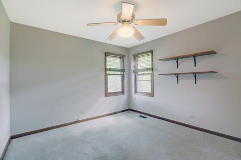 4220 Forest Glen Dr, Hoffman Estates, IL 60192 photo 28