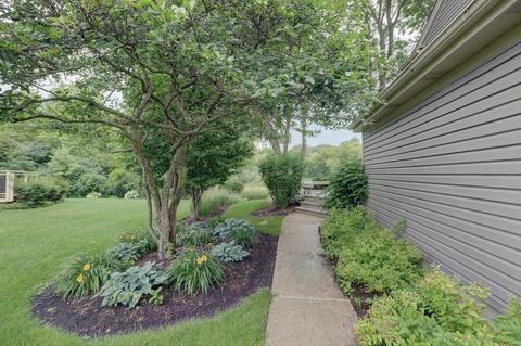 4220 Forest Glen Dr, Hoffman Estates, IL 60192 photo 38