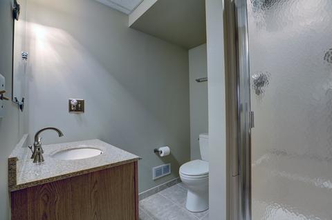 4220 Forest Glen Dr, Hoffman Estates, IL 60192 photo 35