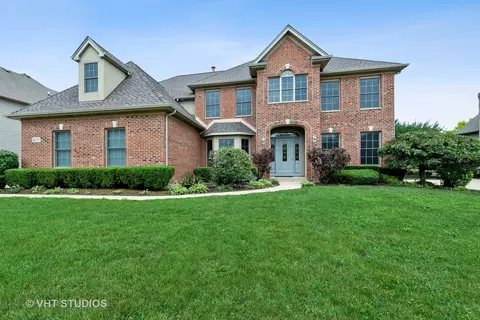 1670 Stone Ridge Ln, Algonquin, IL 60102 photo 1