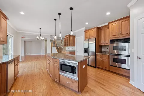 1670 Stone Ridge Ln, Algonquin, IL 60102 photo 4
