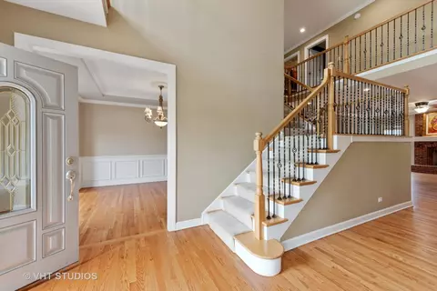 1670 Stone Ridge Ln, Algonquin, IL 60102 photo 2