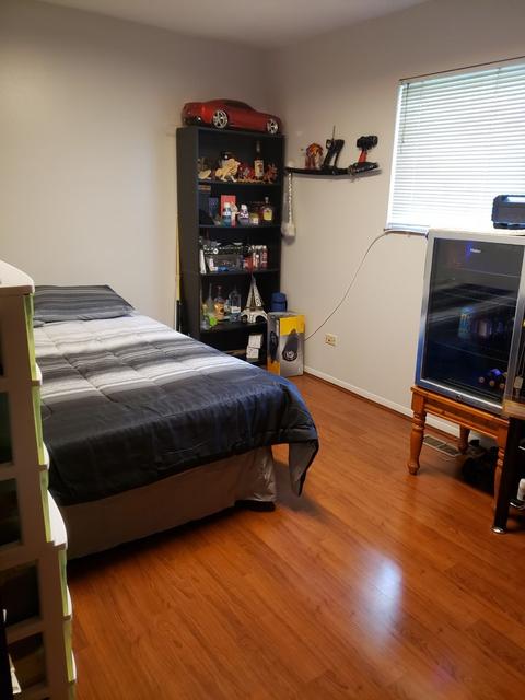 427 Marvin Pl, Wheeling, IL 60090 photo 9