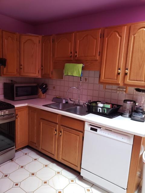 427 Marvin Pl, Wheeling, IL 60090 photo 4