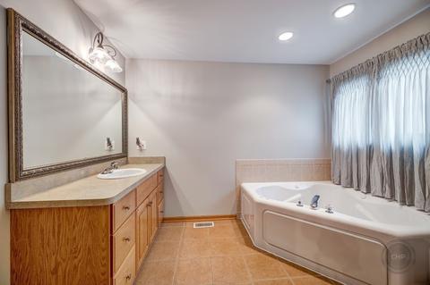 13405 Millbank Dr, Plainfield, IL 60585 photo 19