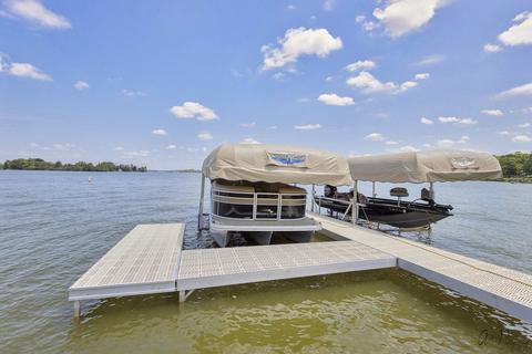 524 Bayview Ct, Mchenry, IL 60051 photo 3