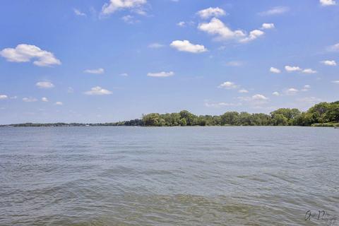 524 Bayview Ct, Mchenry, IL 60051 photo 4