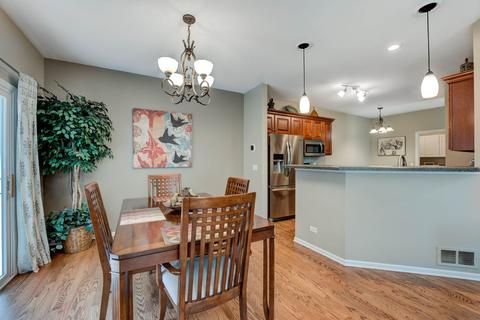1216 Oakleaf Ct, Aurora, IL 60506 photo 7