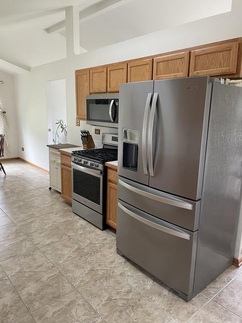 7005 Astoria Dr, Plainfield, IL 60586 photo 10