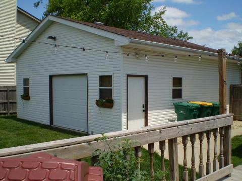 7005 Astoria Dr, Plainfield, IL 60586 photo 4