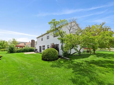1180 John Dr, Hoffman Estates, IL 60169 photo 14