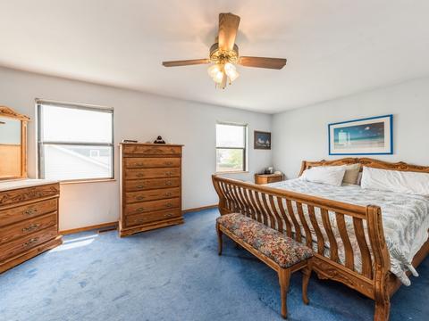 1180 John Dr, Hoffman Estates, IL 60169 photo 7