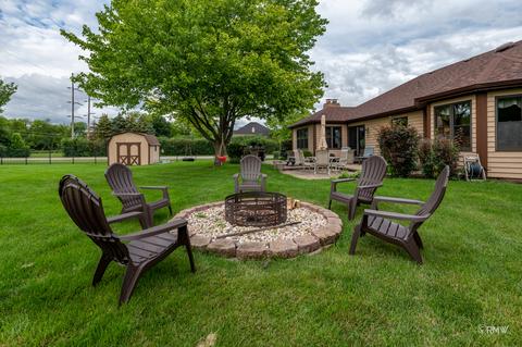 225 Wilcox Dr, Bartlett, IL 60103 photo 41