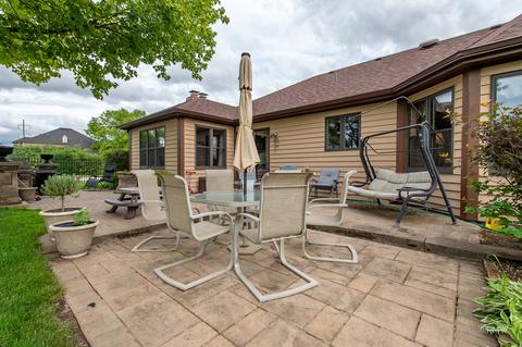 225 Wilcox Dr, Bartlett, IL 60103 photo 35