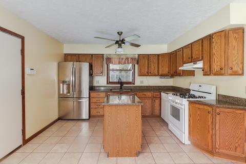 112 Colchester Dr, Normal, IL 61761 photo 8