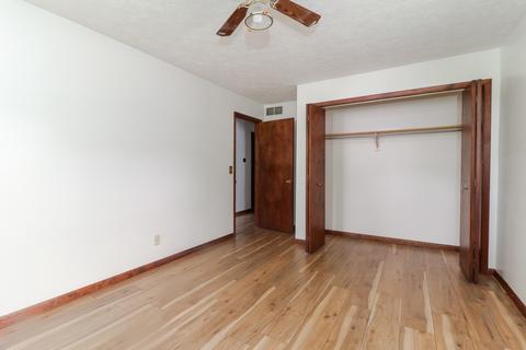 112 Colchester Dr, Normal, IL 61761 photo 14