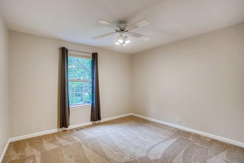 1645 Pebble Beach Cir, Elgin, IL 60123 photo 7