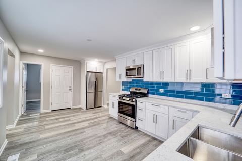 1855 Pierce Rd, Hoffman Estates, IL 60169 photo 5