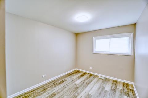 1855 Pierce Rd, Hoffman Estates, IL 60169 photo 18
