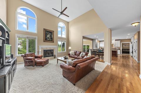 3368 White Eagle Dr, Naperville, IL 60564 photo 7