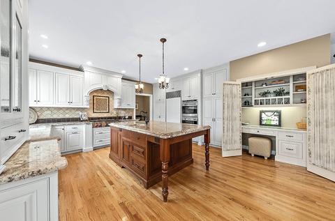 3368 White Eagle Dr, Naperville, IL 60564 photo 13