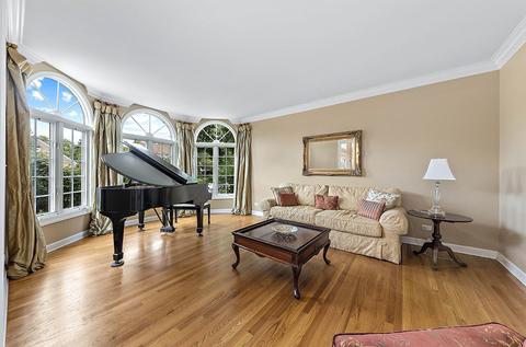 3368 White Eagle Dr, Naperville, IL 60564 photo 3