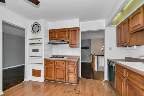6008 Forestview Dr, Oak Forest, IL 60452 photo 12