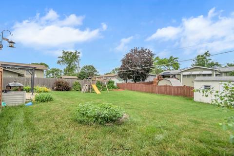 6008 Forestview Dr, Oak Forest, IL 60452 photo 3