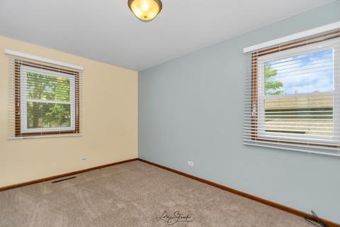 6008 Forestview Dr, Oak Forest, IL 60452 photo 16