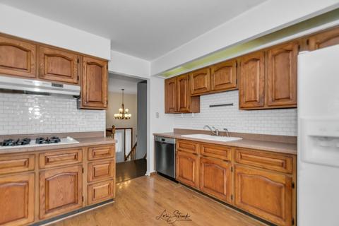 6008 Forestview Dr, Oak Forest, IL 60452 photo 13
