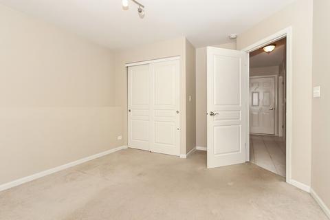 1003 Reserve Dr, Elgin, IL 60124 photo 21