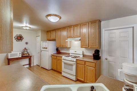 2139 Vanderbilt Dr, Geneva, IL 60134 photo 9