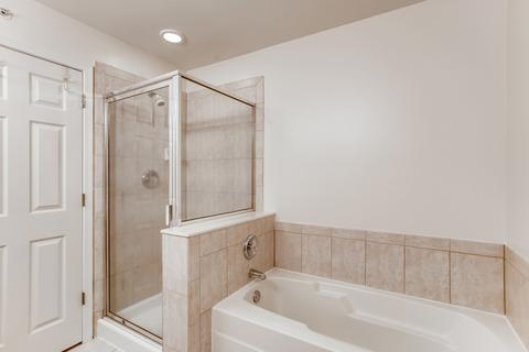 2139 Vanderbilt Dr, Geneva, IL 60134 photo 16