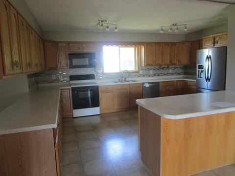 9675 E Cedarville Rd, Davis, IL 61019 photo 5